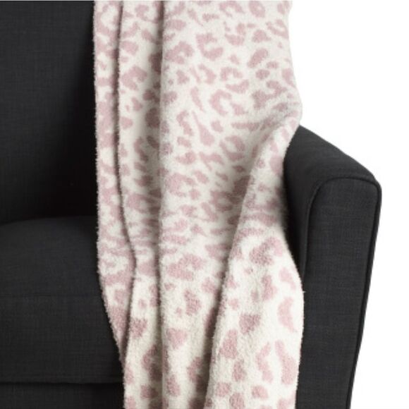 Cupcakes & Cashmere Leopord Print Plush Throw Blanket- Lavender - Picture 2 of 7